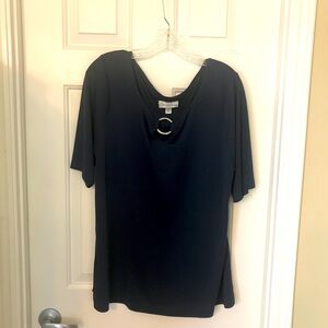Navy casual top/over blouse. Measures 21 across XL. Worn one or two times.